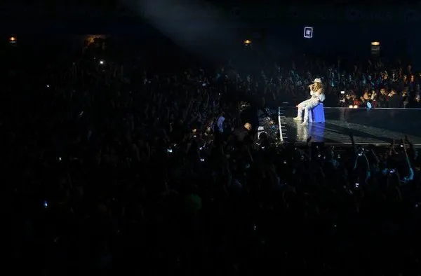 Jennifer Lopez İstanbul'u salladı