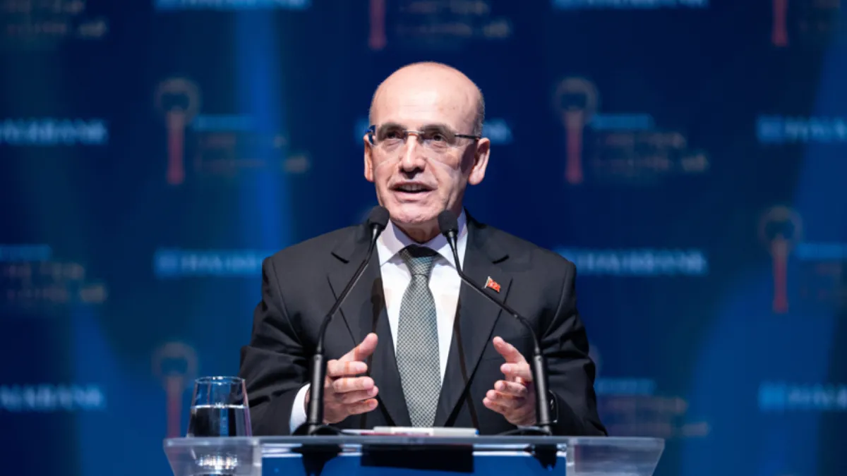 Bakan Şimşek'ten enflasyon ve fon için piyasaya net mesaj: Vazgeçmedik, durum kontrol altında