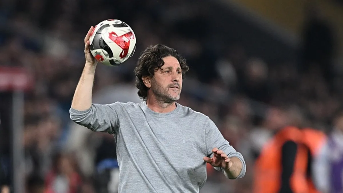 Trabzonspor’un Fatih Tekke ile bileği bükülmüyor! Trabzonspor’un Fatih Tekke ile bileği bükülmüyor!