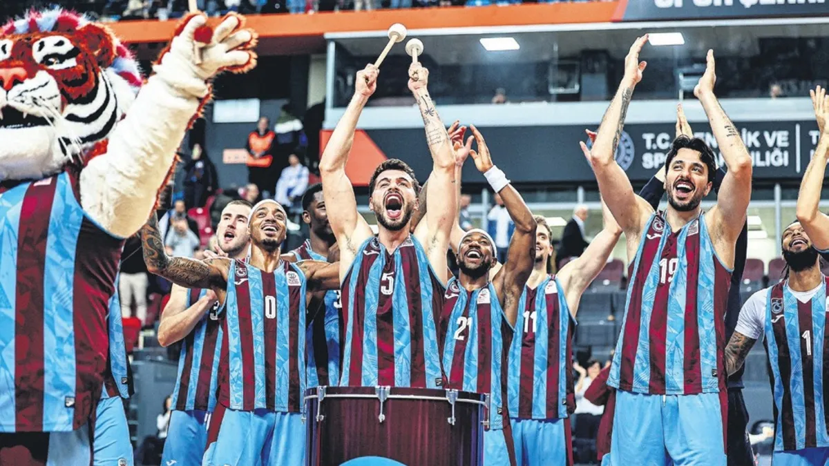 Fırtına potada 10 numara