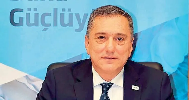 Oto bayilerinde yaprak dökümü