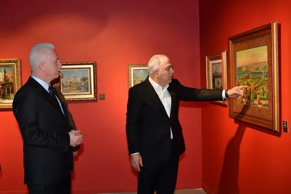 vali-gul-safistanbul-ibrahim-safi-sergisini-gezdi-1769264039499.jpg