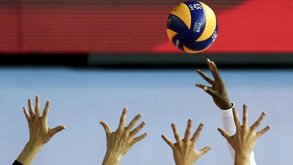 Voleybol Sultanlar Ligi'nde derbi heyecanı: Galatasaray Fenerbahçe'yi ağırlıyor