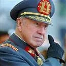 Pinochet ülkeyi terk etti