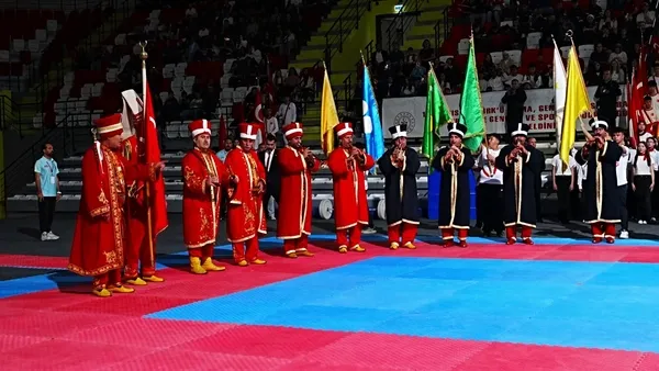 kirikkalede-19-mayis-ataturku-anma-genclik-ve-spor-bayrami-buyuk-bir-cosku-ve-renkli-goruntuler-esliginde-kutl-1779202160559.jpg