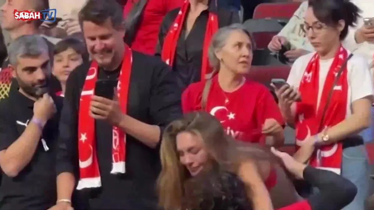 Ebru Şahin'in Mutluluk Gözyaşları: Tarık Sezer Evlilik Teklifini Nasıl Yaptı?