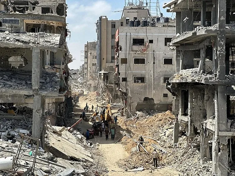 İsrail’in katliam ordusunun ardından geriye enkaz yığını kaldı! O şehir tamamen yok oldu: Hala ceset parçaları çıkıyor…