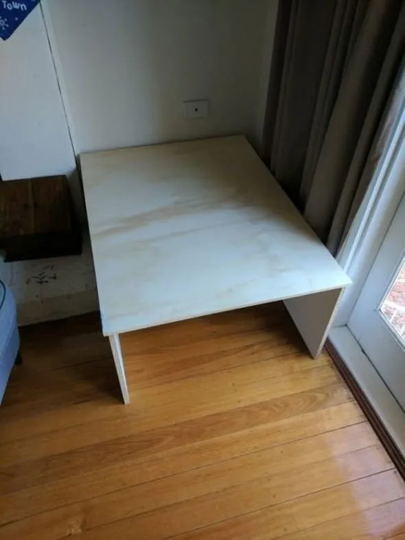 Evine gizli bölüm yaptı!