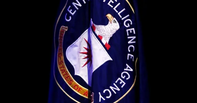 Eski CIA çalışanı belge saklamaktan gözaltına alındı