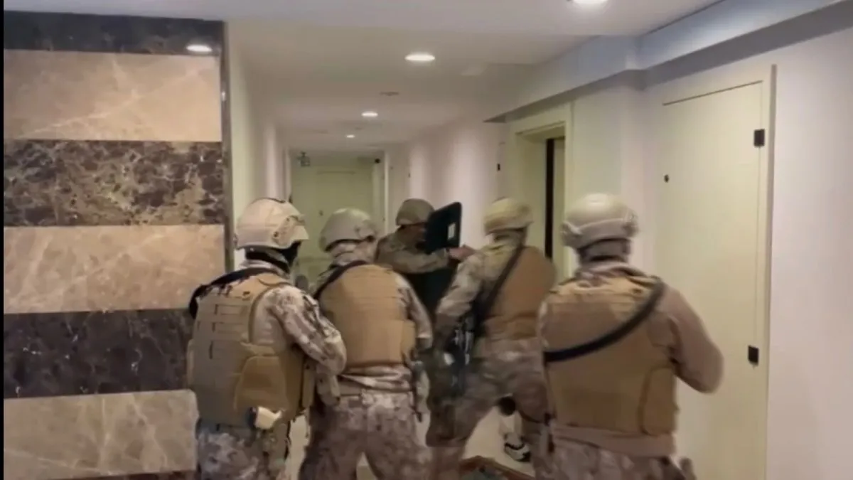 Banka hesaplarını kiralayıp bahis paralarını aktardılar: 20 kişilik şebeke çökertildi Banka hesaplarını kiralayıp bahis paralarını aktardılar: 20 kişilik şebeke çökertildi