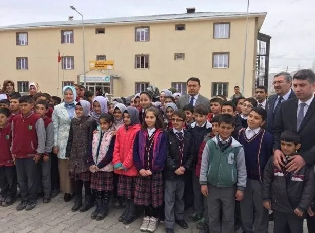 Said-i Nursi İmam Hatip Ortaokulu açıldı