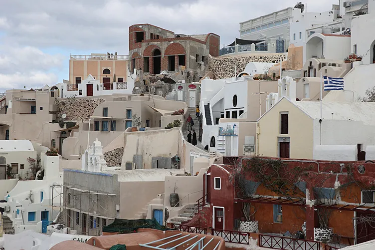 Santorini Adası’nda art arda depremler meydana gelmişti! Uzmanlar çarpıcı açıklamalarda bulundu! 3600 yıl önce de...