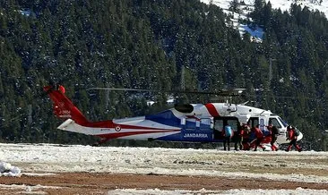 Montun bulunduğu alana helikopterle bırakılan 40 kişi, kayıp dağcıları arıyor!