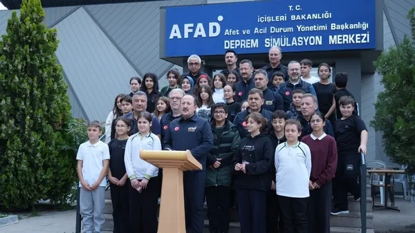 afet-risklerini-azaltma-planlarinda-ilerleme-yuzde-70e-ulasti-1791899302275.jpg