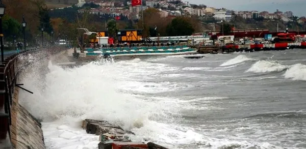 istanbul-valiliginden-marmara-denizi-icin-firtina-uyarisi-1767026706301.jpg