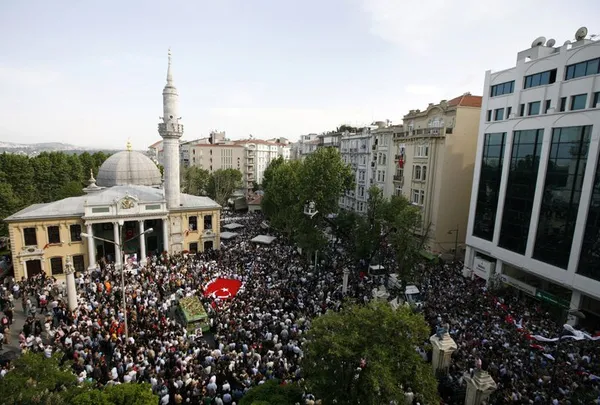 Türkan Saylan'ın cenazesinden kareler