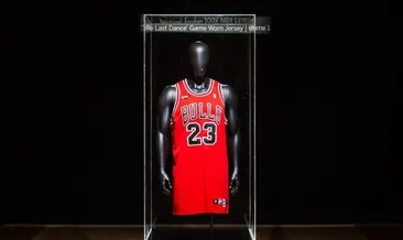 Michael Jordan’ın forması rekor fiyata satıldı