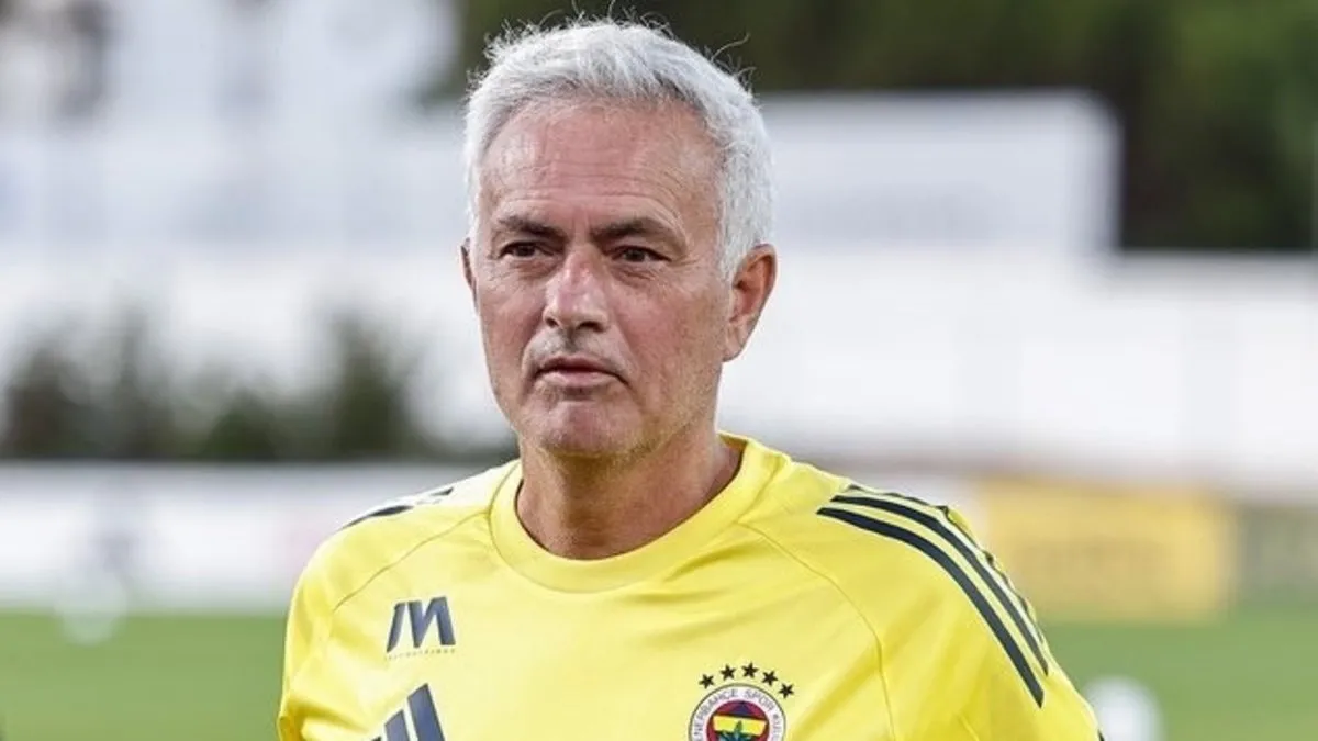 Fenerbahçe ikna için uğraşıyor! 72 saatte üst üste telefon görüşmeleri… Fenerbahçe ikna için uğraşıyor! 72 saatte üst üste telefon görüşmeleri…