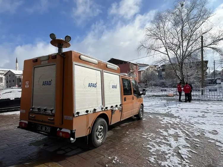 TÜBİTAK’tan uzmanlar geldi: AFAD ekipleri başında bekliyor! 5 gündür sönmüyor... Bir ilin konuştuğu ateş