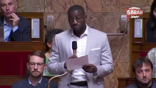 Fransa’da aşırı sağcı milletvekili, siyahi vekilin sözünü “Afrika'ya dönsün” diyerek kesti | Video