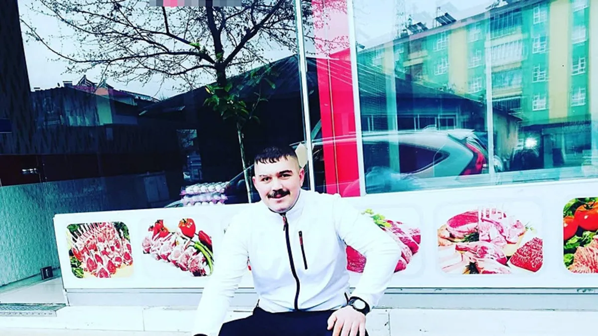 Bingöl’de sokak ortasında kanlı infaz! Bingöl’de sokak ortasında kanlı infaz!