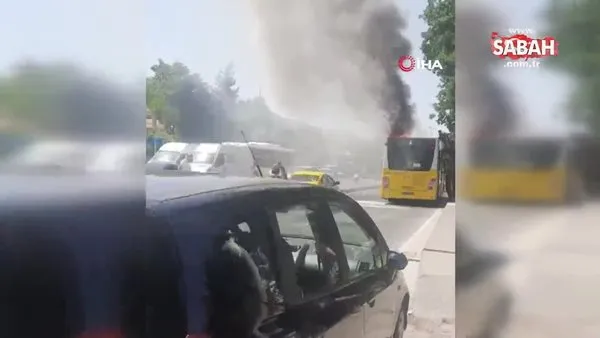 İstanbul’da hareketli anlar! İETT otobüsü yandı, vatandaş müdahale etti | Video