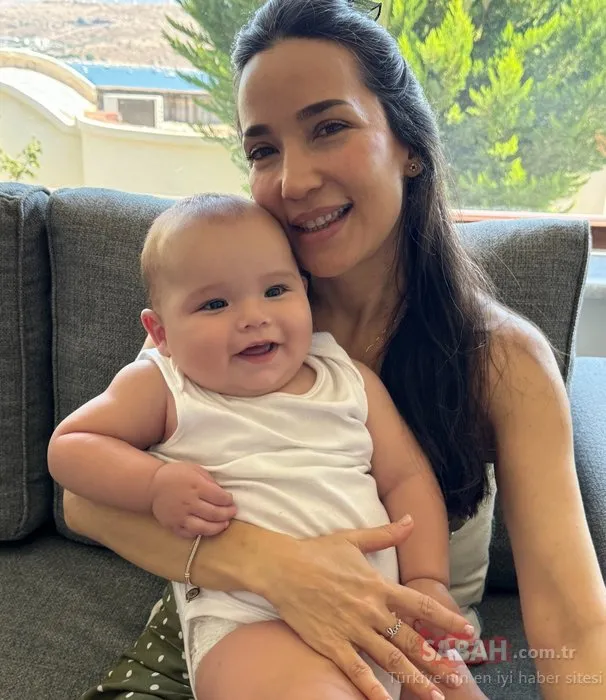 İpek Açar’dan minik oğlu Ömer ile kalpleri ısıtan poz! Bakmayın güldüğümüze bugün aşı günü
