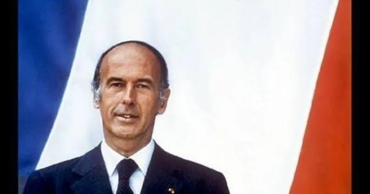 Eski Fransa Cumhurbaşkanı Valery Giscard d’Estaing koronavirüs’ten hayatını kaybetti