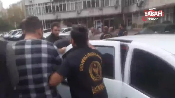 İstanbul’da otomobil hırsızlarına operasyon anı polis kamerasında!