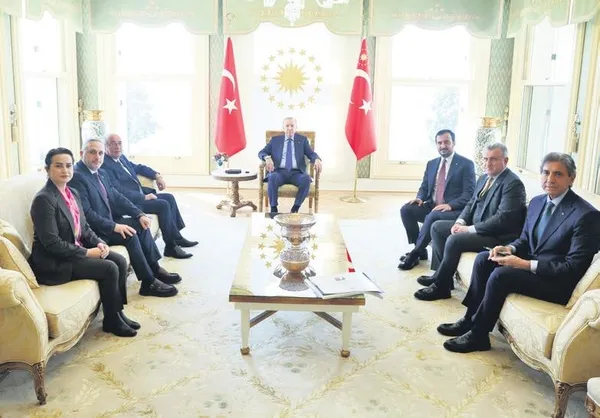 erdogan-belediye-baskanlarini-kabul-etti-1790977565676.jpeg