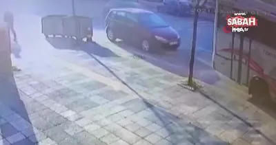 Kocaeli’de ölüm böyle geldi.. Motosiklet sürücüsünün öldüğü kaza kamerada | Video