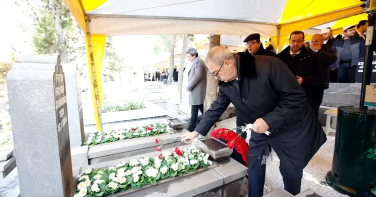 Duayen iş insanı Konukoğlu dualarla anıldı