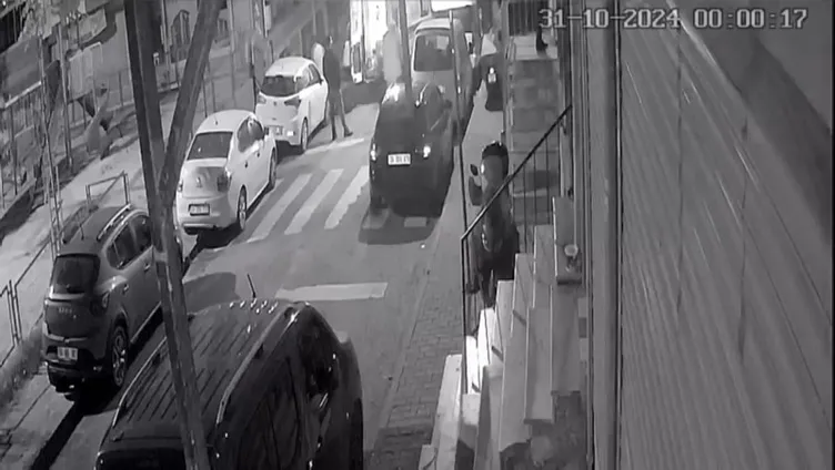 İstanbul’da kardeş vahşeti: Ayşe Koçak oğlunun yanında öldürüldü!