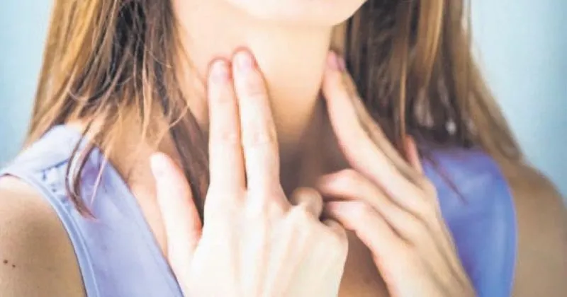 tiroit cerrahisi ile ilgili en sik