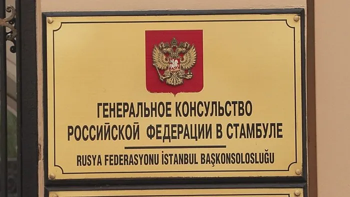İstanbul’da kritik görüşme: Rus ve ABD heyetleri konsolosluğa geldi