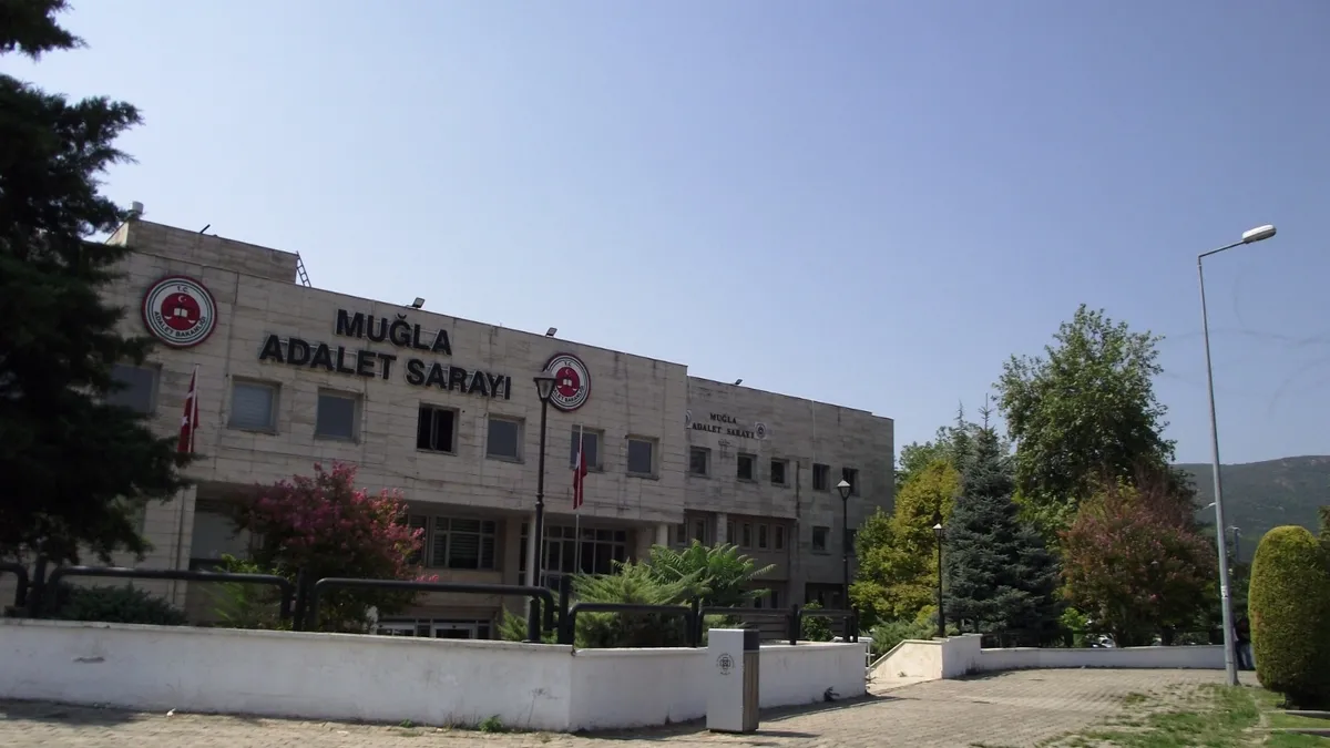 Kamu görevlilerini hedef aldılar…Sahte profille müstehcen görüntülerle tuzak kurdular Kamu görevlilerini hedef aldılar…Sahte profille müstehcen görüntülerle tuzak kurdular