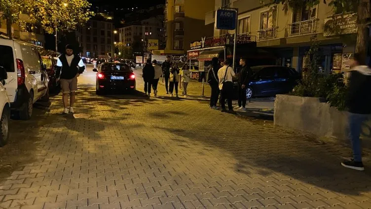 SON DAKİKA: Düzce'de 5,9'luk deprem: Ankara ve İstanbul deprem ile sarsıldı! İşte deprem bölgesinden son haberler