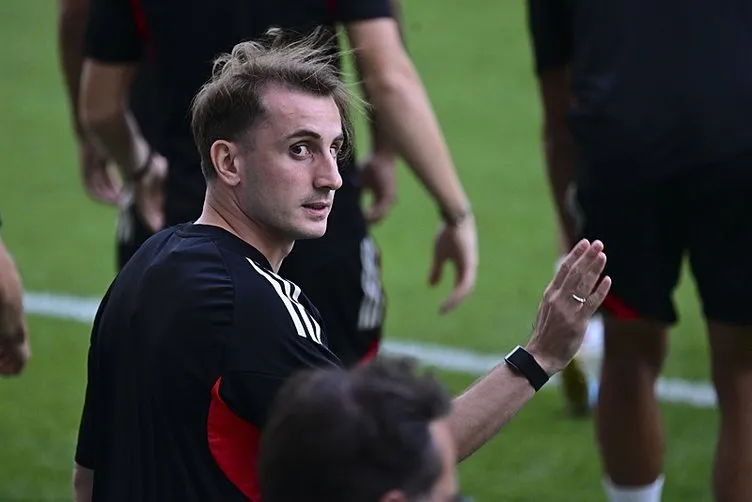Benfica’dan Fenerbahçe maçı öncesi karar! Kerem Aktürkoğlu bunu beklemiyordu