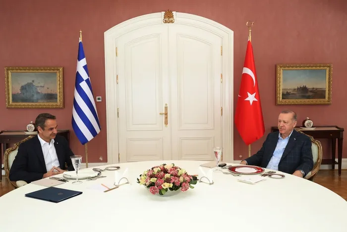 son-dakika-baskan-erdogan-yunanistan-basbakani-micotakisi-kabul-etti-1647171378684.jpg