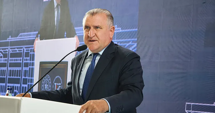 Bakan Bak’tan Fenerbahçe Tarfin’e tebrik