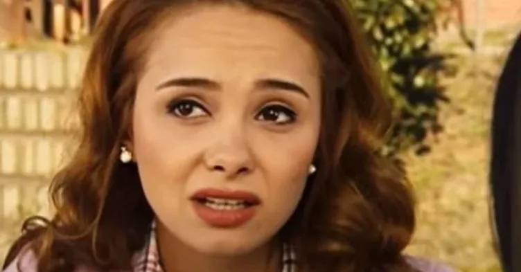 Akasya Durağı’nın çıtı pıtı güzeli Dilek’i siz bir de şimdi görün! Oyuncu Pelin Sönmez son hali ile dudak uçuklattı!