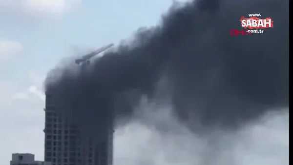 İstanbul Ümraniye'de 29 katlı binada yangın