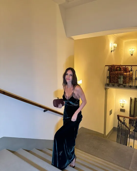 Doktorlar’ın Ela’sı Yasemin Özilhan’dan sosyal medyayı sallayan paylaşım! Ne bu? Ağa pozu mu?!