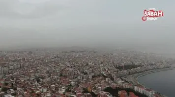 İzmir’e sis değil, çöl tozu bulutu çöktü: Göz gözü görmedi