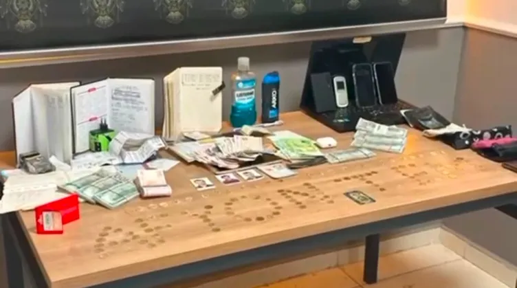 SON DAKİKA | Suikastçı hain Burkay Karatepe’nin 10 yıllık firarı ininde son buldu! Hain, kağıt toplayıcısı kılığında saklanmış