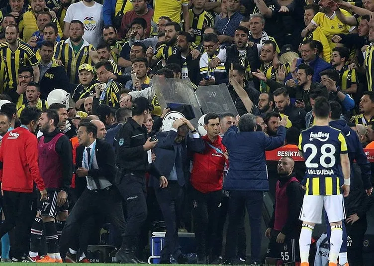 Olaylı Fenerbahçe - Beşiktaş maçında Aziz Yıldırım detayı! Emniyeti uyarın...