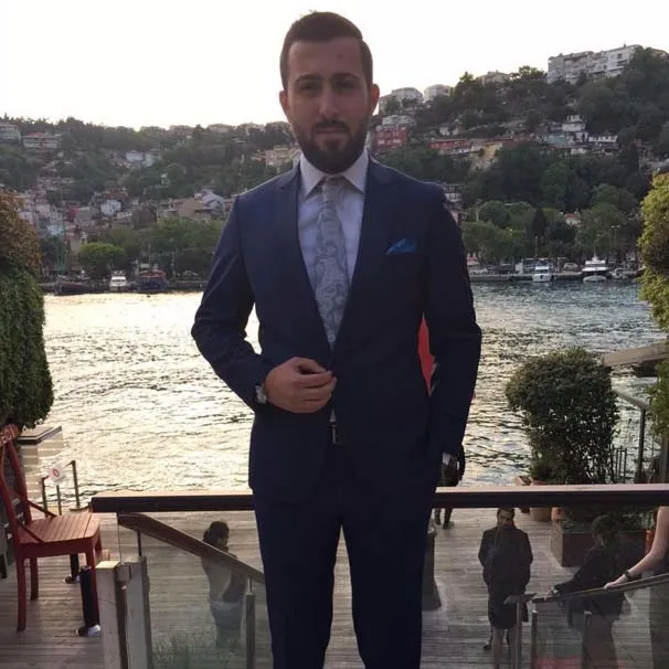 Emrah Serbes'in sözleri aileyi çıldırttı! 'En ağır şekilde cezalandırılsın...'