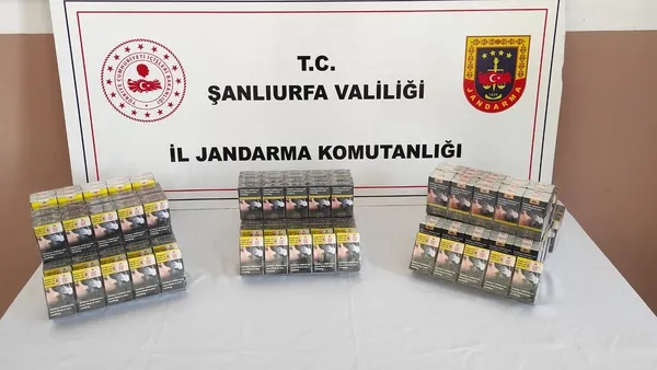 sanliurfada-kacak-tutun-ve-alkol-operasyonu-binlerce-urun-ele-gecirildi-1746694251680.jpg