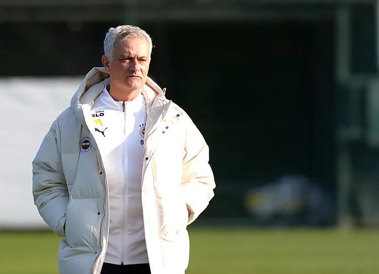 Son dakika haberi: Fenerbahçe’den bir transfer çalımı daha! İlk temas kuruldu...