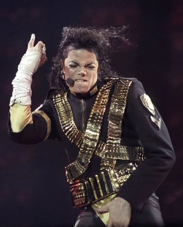 Michael Jackson'ın çok konuşulan değişimi